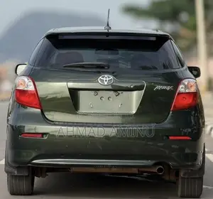 Toyota Matrix 2011 Gray