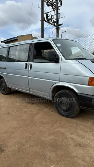 Volkswagen Transporter 2005 Blue