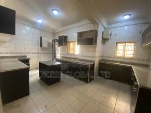 2bdrm Block of Flats in Gwarinpa for rent