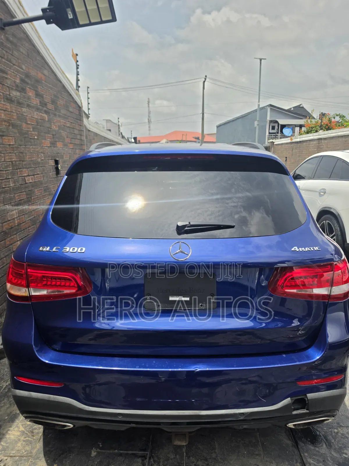 Mercedes-Benz GLC-Class 2017 Blue