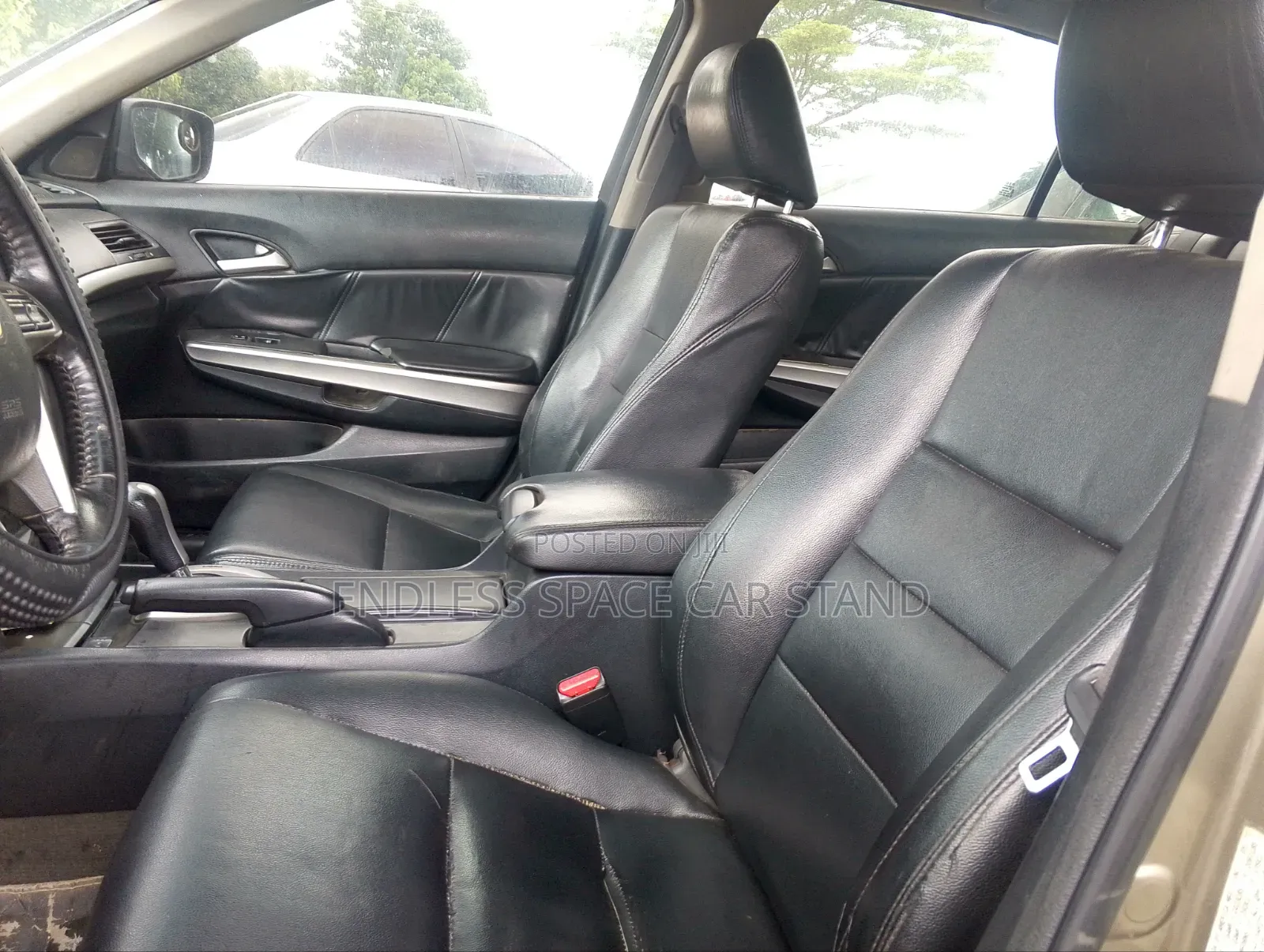 Honda Accord 2010 Gold