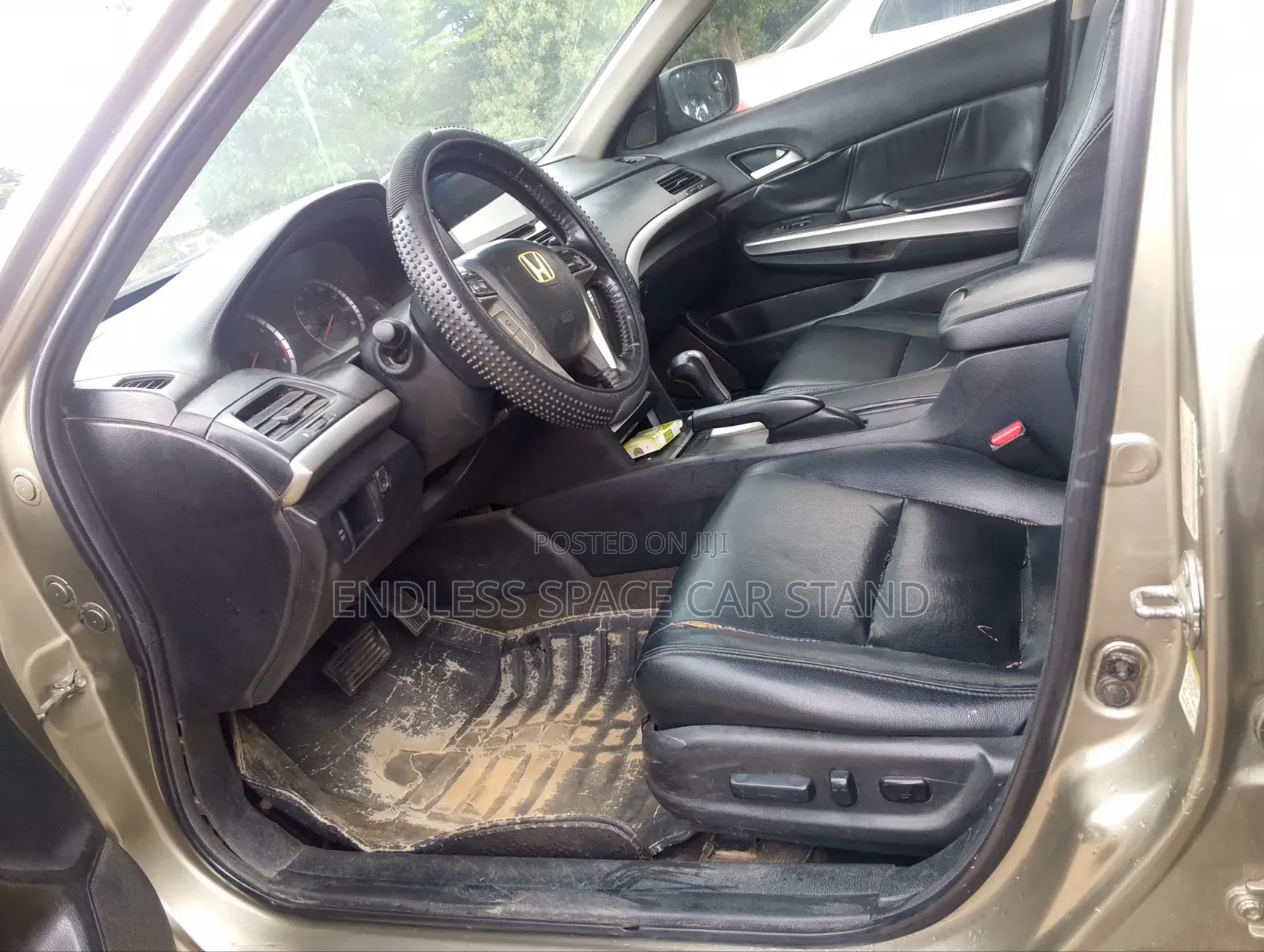 Honda Accord 2010 Gold