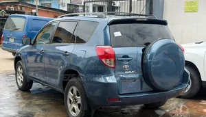 Toyota RAV4 2008 Blue