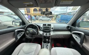 Toyota RAV4 2008 Blue