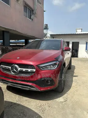 Mercedes-Benz GLA 250 2021 Red