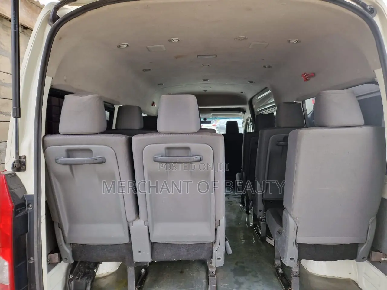 Toyota HiAce 2023 White