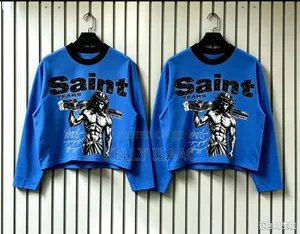Available Quality Stock Long Sleeve Crop Activated