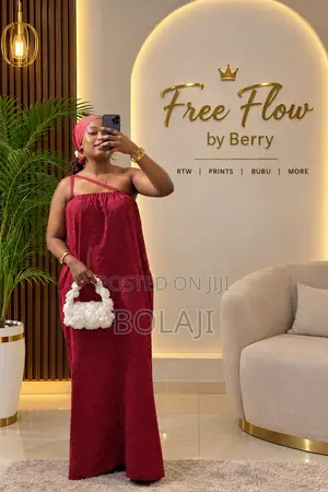 Wine Sleeveless Flowy Maxi Dress With Side Pocket