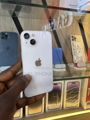 Apple iPhone 13 128 GB White