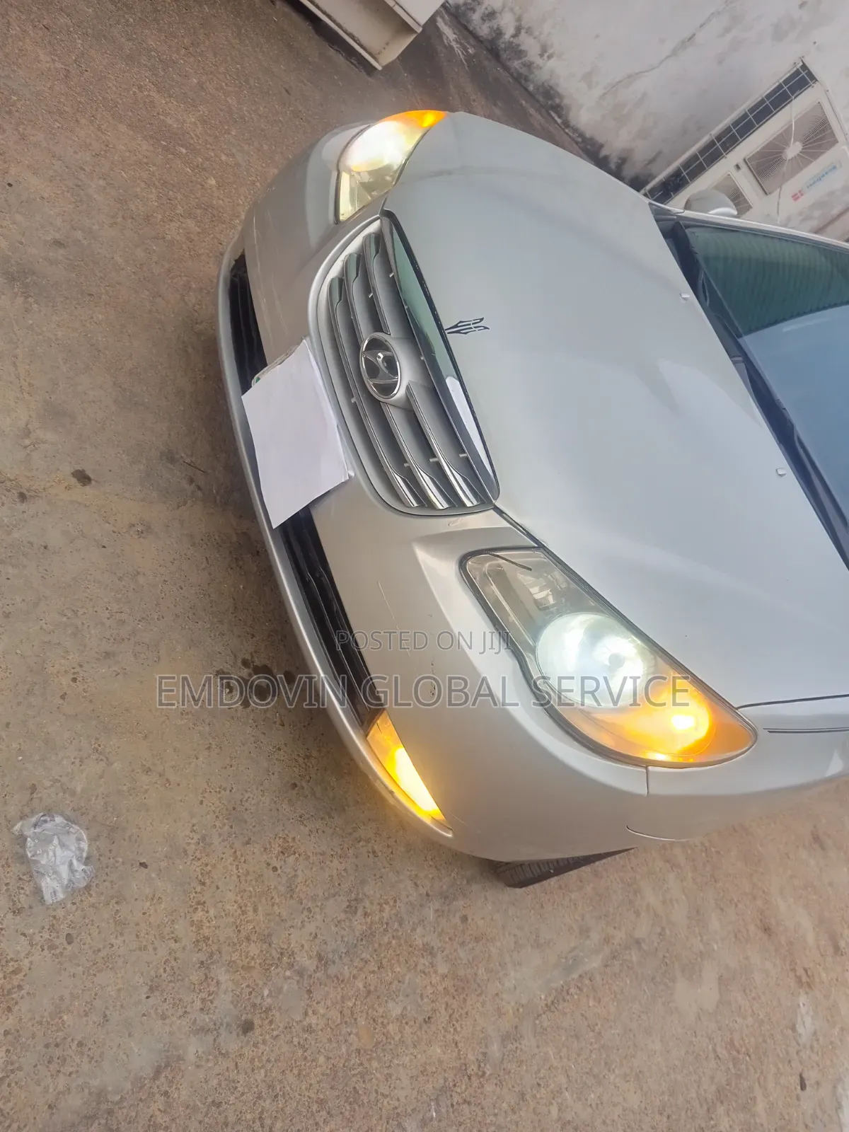 Hyundai Elantra 2010 Silver