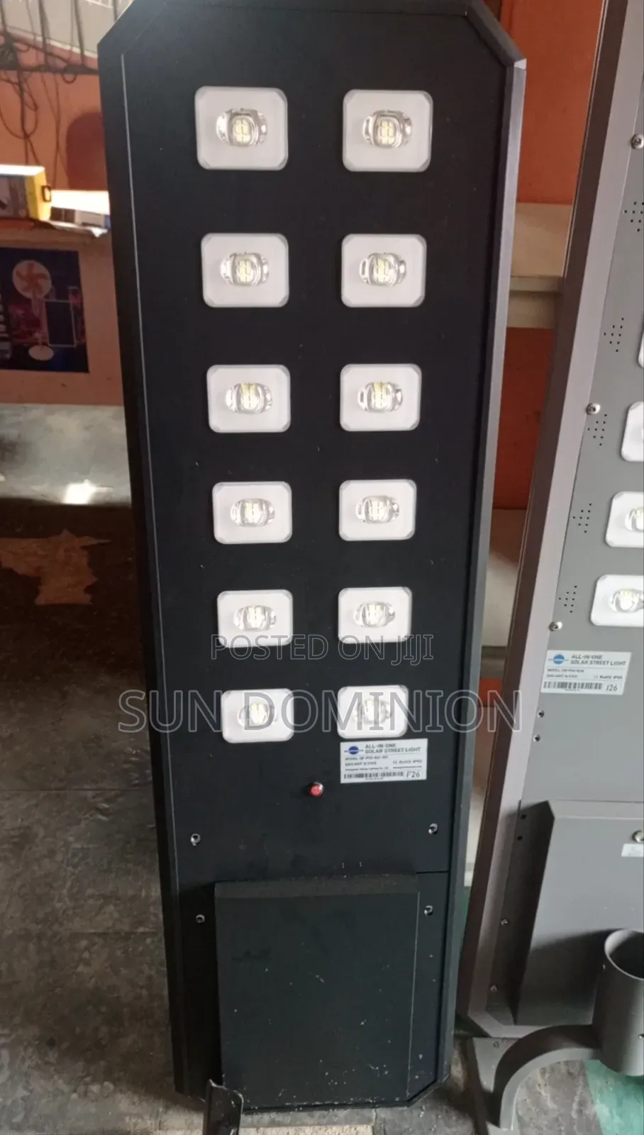 Solar Streetlight Aluminum Body 12eye