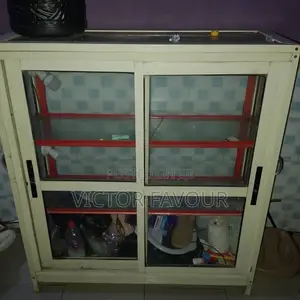 Show Glass
