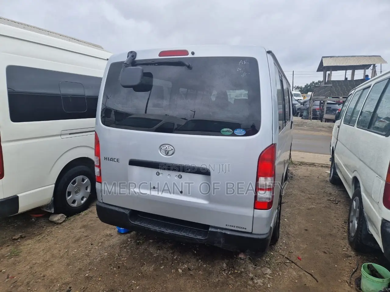 Toyota HiAce 2012 Silver