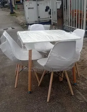 Restaurant/Dining Table and Chairs