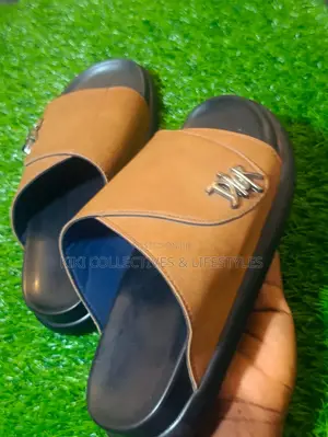 Dior MEN Slides