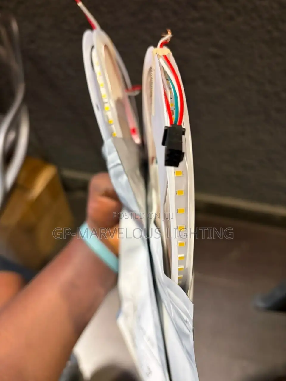 10 Miter Running Tape Light