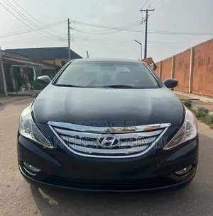 Hyundai Sonata 2013 Black