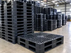Stang Heavy Duty Plastic Pallets