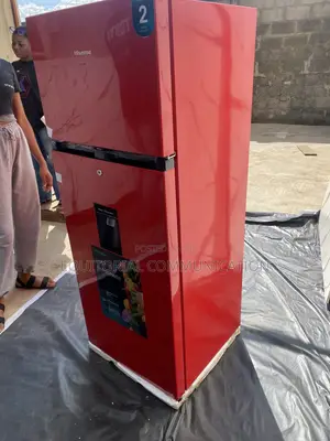 Hisense REF205DRB 204L Refrigerator With Convenient Beverage Access