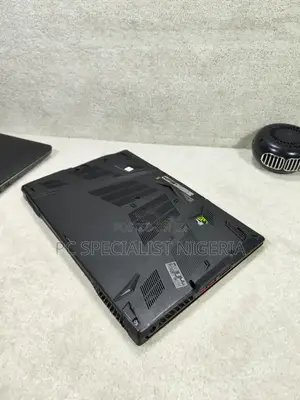Laptop MSI GL63 8RD 16GB Intel Core i7 HDD+SSD 1T