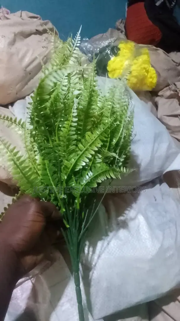 Artificial Decorative Flowers