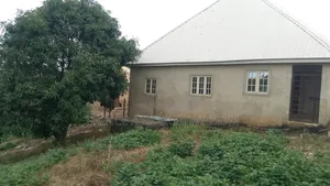 3bdrm Bungalow in None, Jikwoyi for sale
