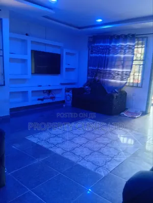 Decent & Spacious 2 Bedroom Upstairs Flat