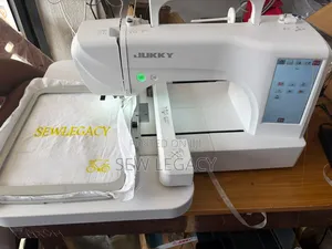 Table Top Embroidery Machine