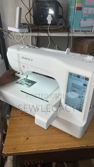 Table Top Embroidery Machine