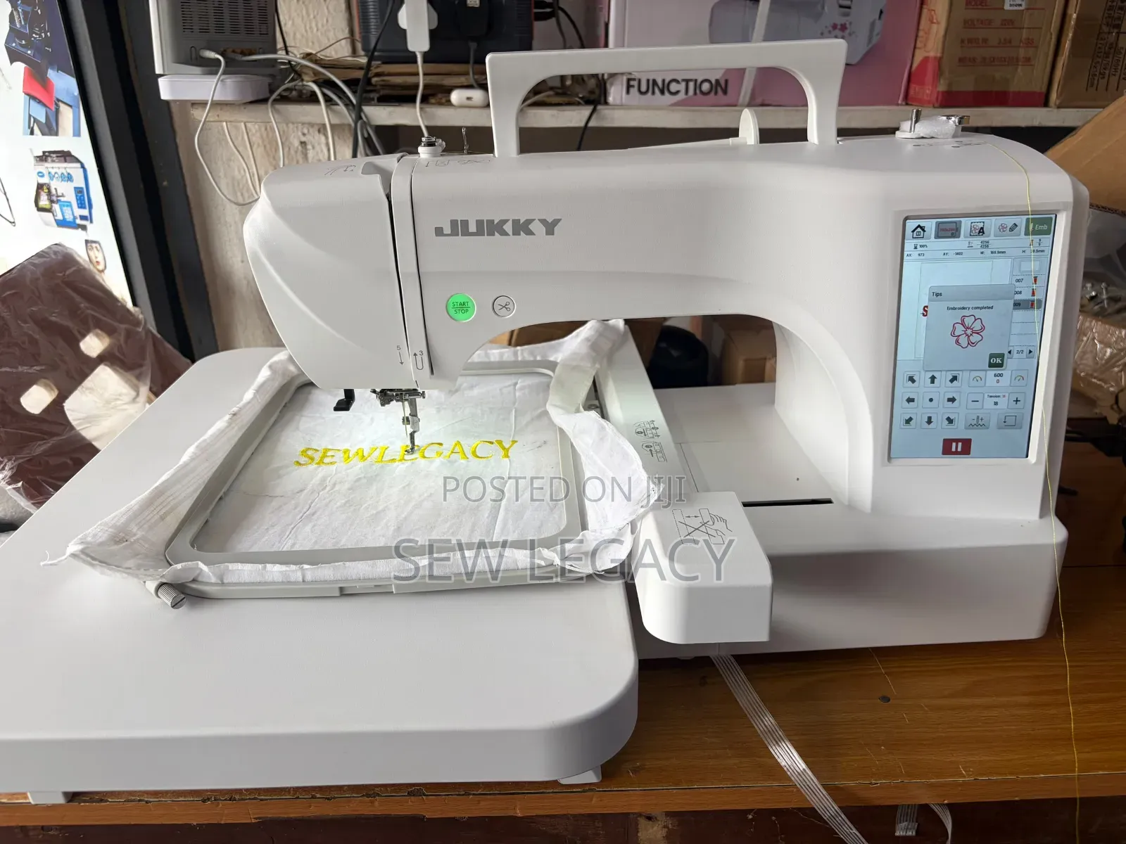 Table Top Embroidery Machine