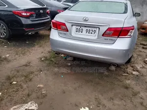 Lexus ES 2012 White