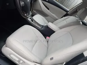 Lexus ES 2012 White