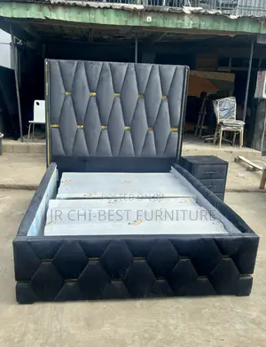 Grand Quality 4 by 6 Padded HDF Bedframe