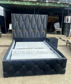 Grand Quality 4 by 6 Padded HDF Bedframe