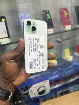 Apple iPhone 15 128 GB Green