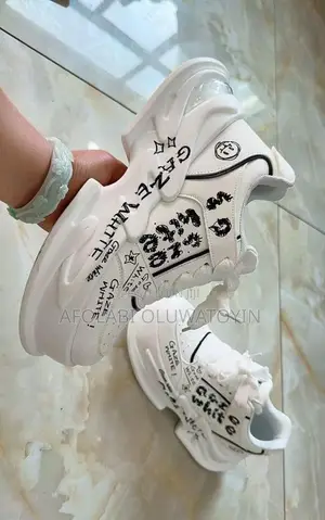 Men’s Shoe