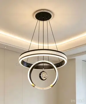 Chandelier Dropping Light