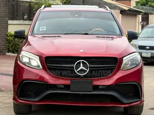 Mercedes-Benz M Class ML350 4MATIC 4dr SUV AWD (3.5L 6cyl 7A) 2015 Red