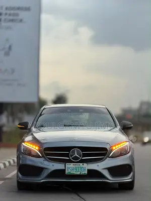 Mercedes-Benz C400 4Matic AWD Sedan (3.0L V6 7A) 2015