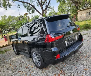 Lexus LX 2019 Black