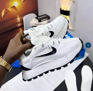 Adidas Sneakers