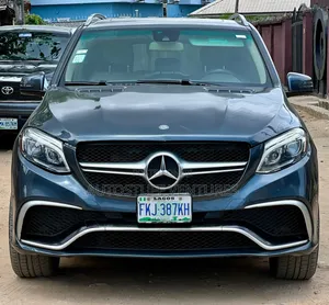 Mercedes-Benz M Class ML350 4MATIC 4dr SUV AWD (3.5L 6cyl 7A) 2015 Gray
