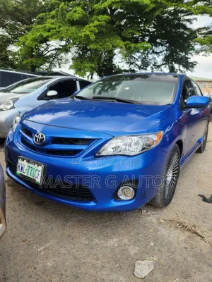 Toyota Corolla 2012 Blue