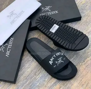 Midey Wears