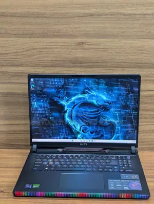 Laptop MSI Raider GE78 32GB Intel Core i9 SSD 1T