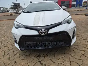 Toyota Corolla S 4dr Sedan (1.8L 4cyl CVT) 2016 White