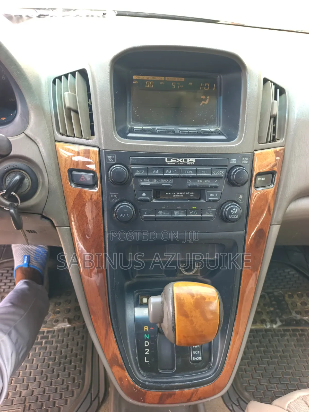 Lexus RX 2000 Gold