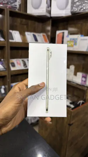 New Apple iPhone Air 256 GB Gold