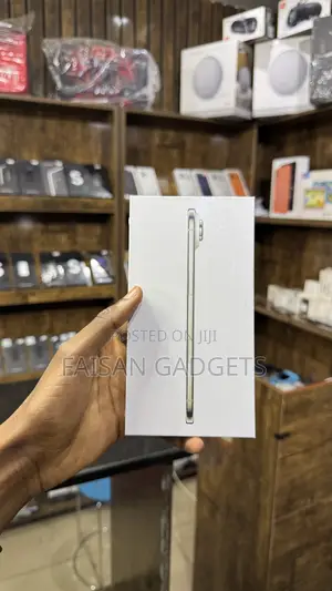 New Apple iPhone Air 256 GB Gold