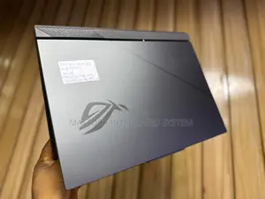 Laptop Asus ROG Strix G16 16GB AMD Ryzen 9 SSD 1T